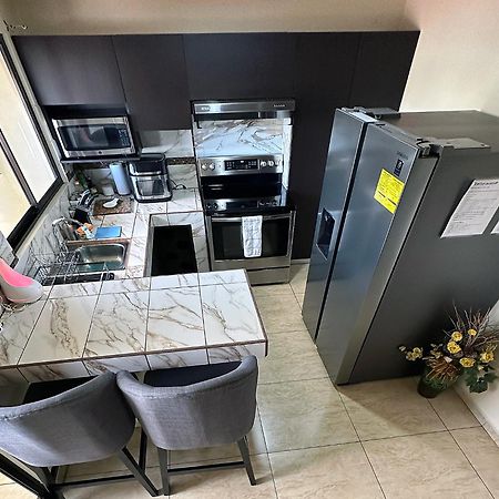 Senderos Apartment, Self Check- In, Airport Sjo 5 Min Río Segundo Kültér fotó